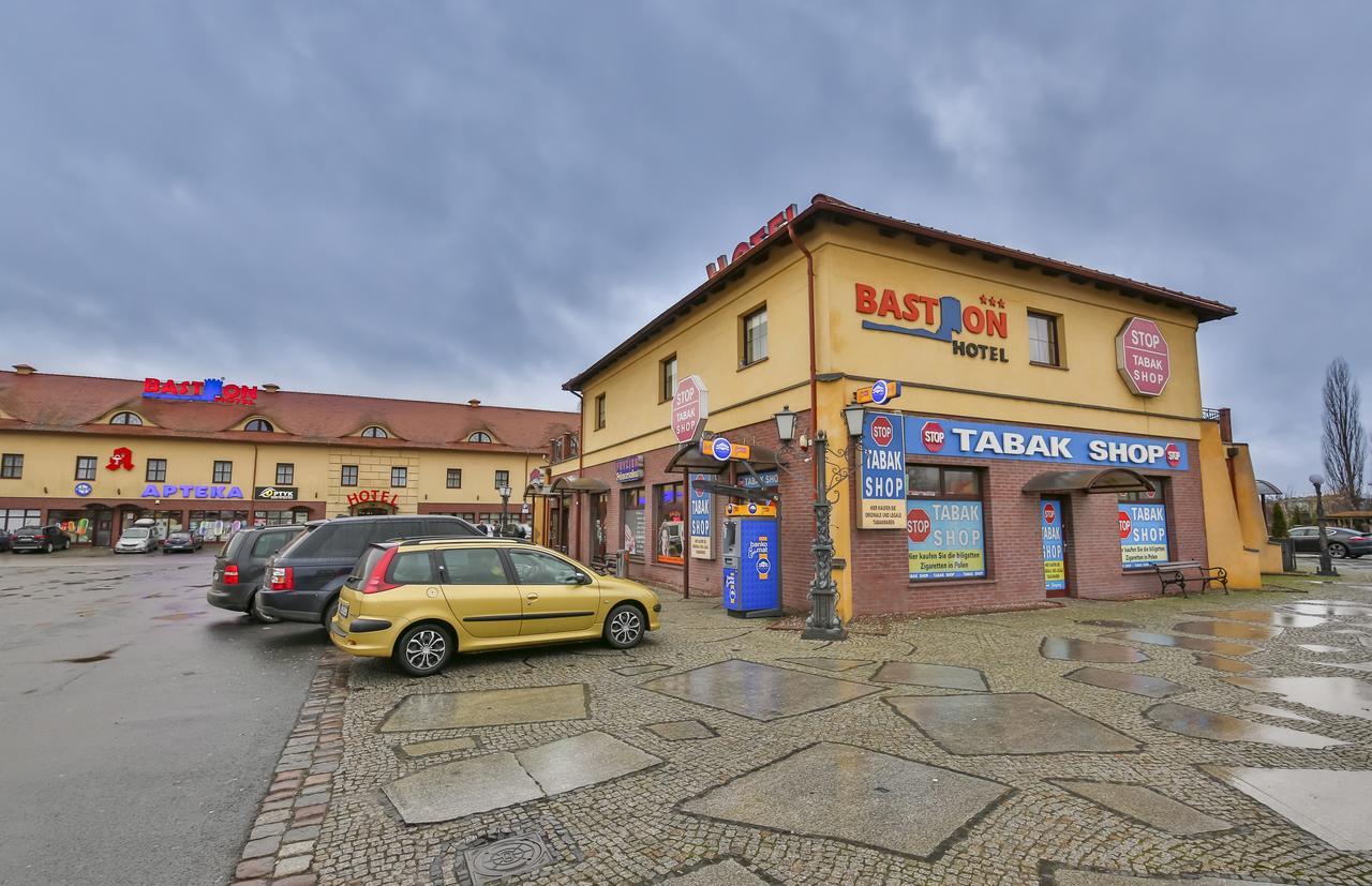 Hotel Bastion Kostrzyn nad Odra Exterior foto