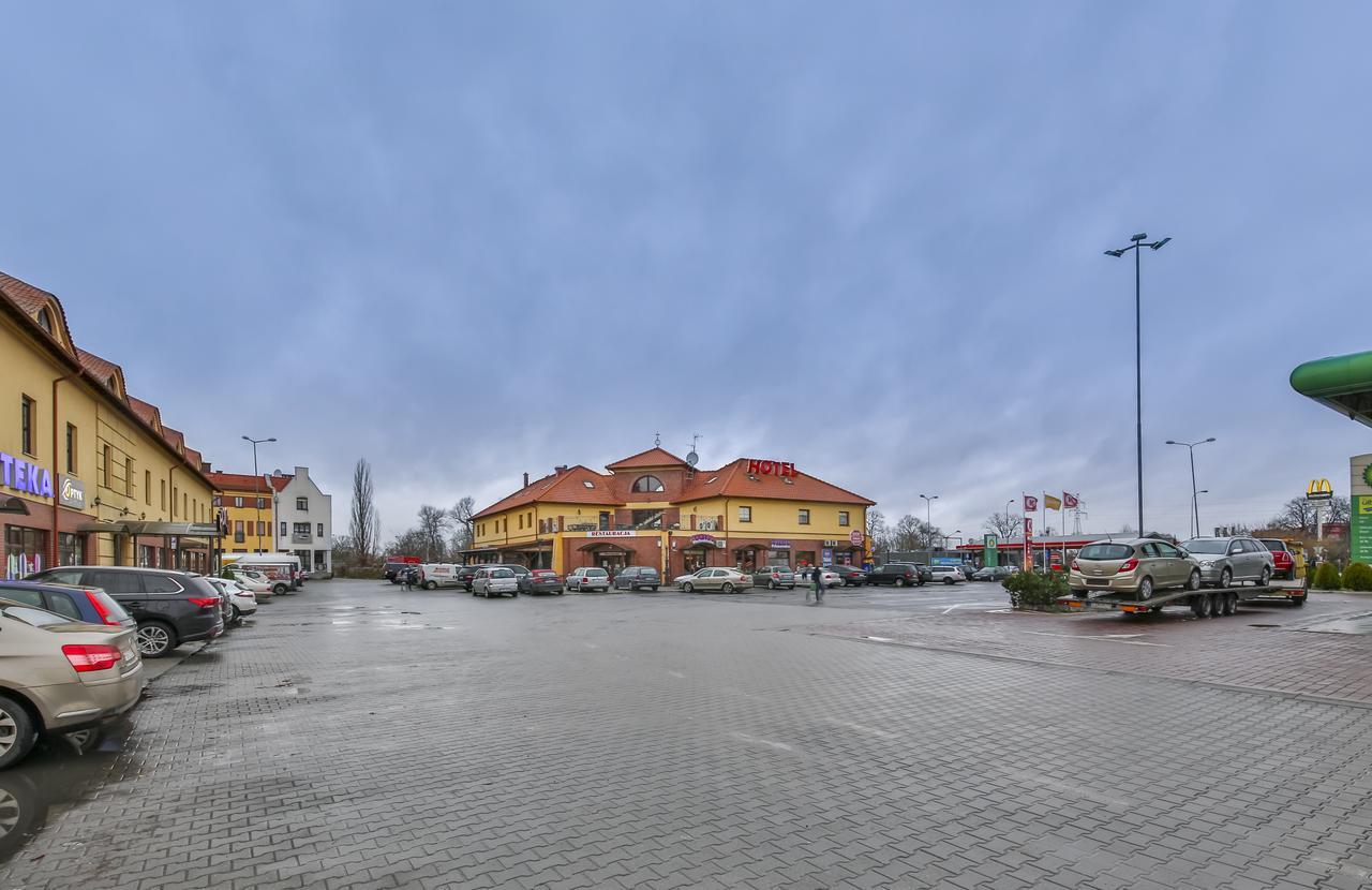 Hotel Bastion Kostrzyn nad Odra Exterior foto